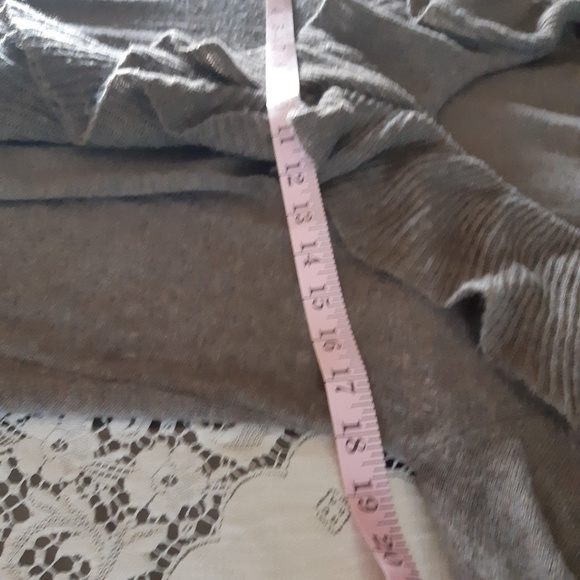 Slonl Taupe Cashmere Blend Sweater Size Medium - Picture 6 of 8